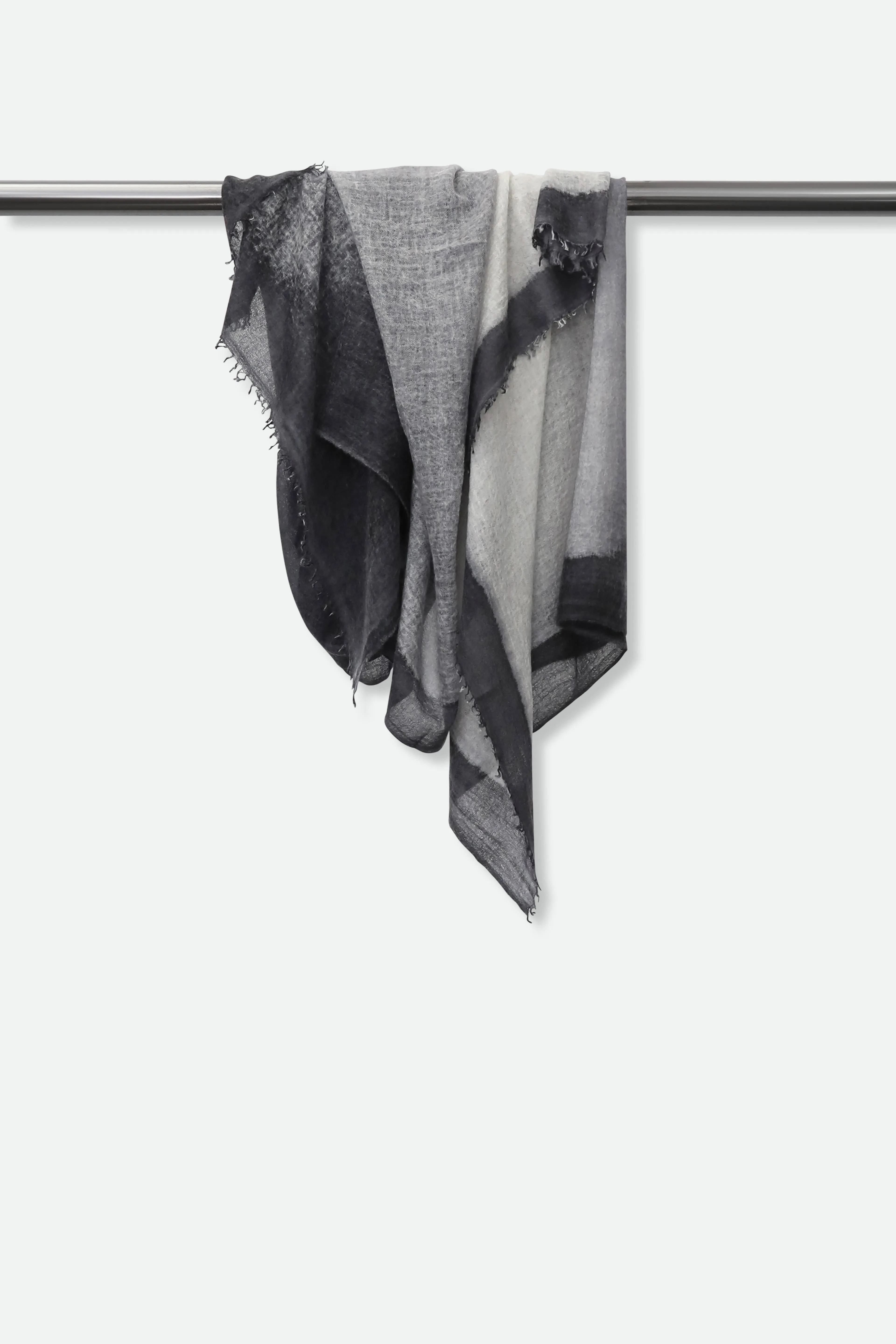 CHARCOAL SCARF IN HAND DYED CASHMERE