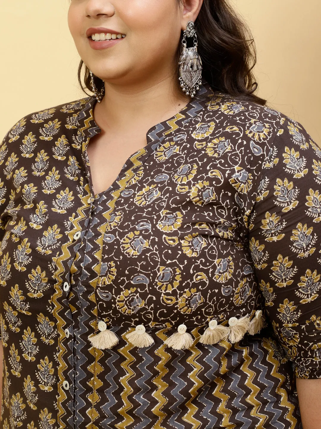 Plus Size Charcoal Grey Ethnic Printed Straight Kurta With Pants