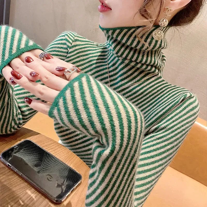 Women's Striped Cashmere Turtleneck Sweater – Slim Fit Warm Knitted Pullover for Winter